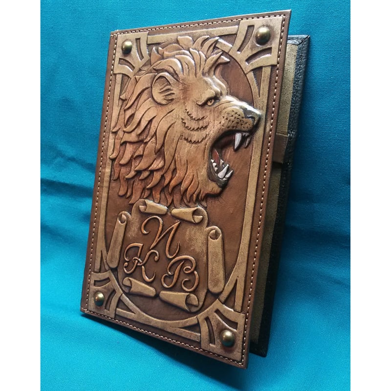 Ежедневник в кожаной обложке KING OF BEASTS brown leather Ежедневник в кожаной обложке KING OF BEASTS brown leather