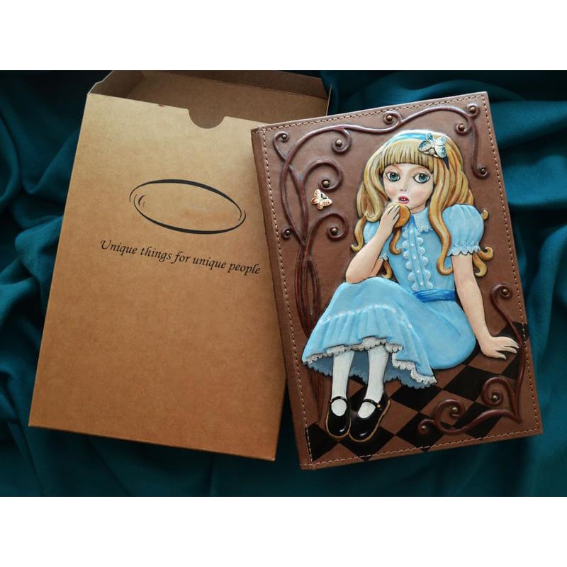 Щоденник в шкіряній палітурці Magic of Lewis Carroll brown leather