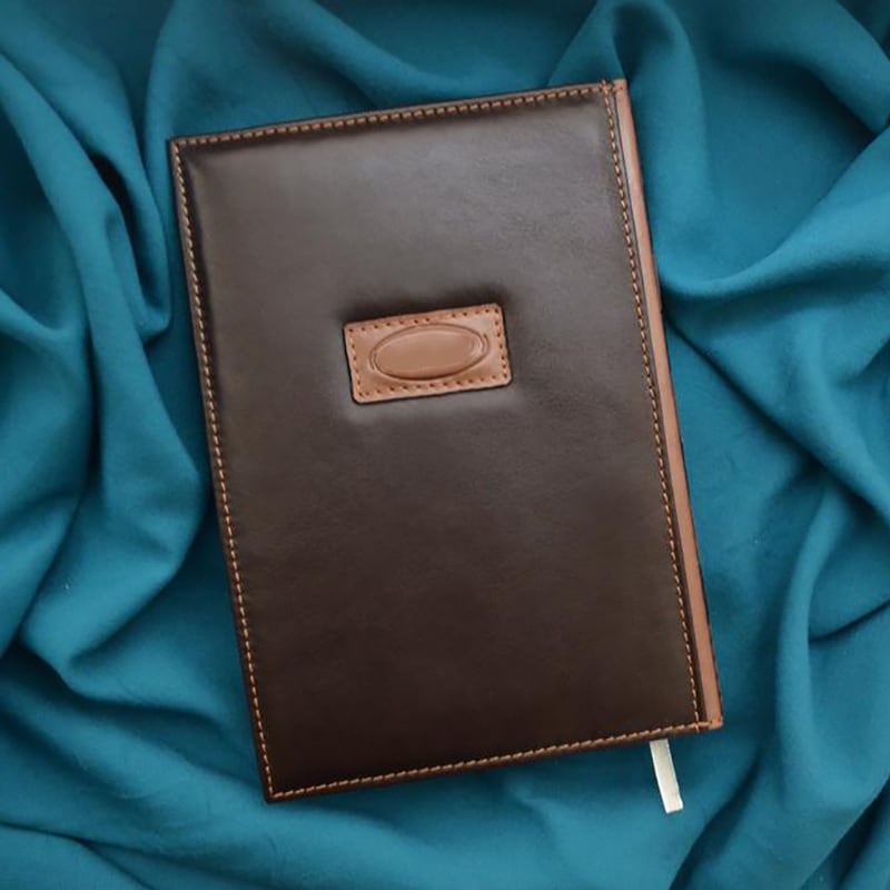 Блокнот в шкіряній палітурці Visiting the Hatter brown leather