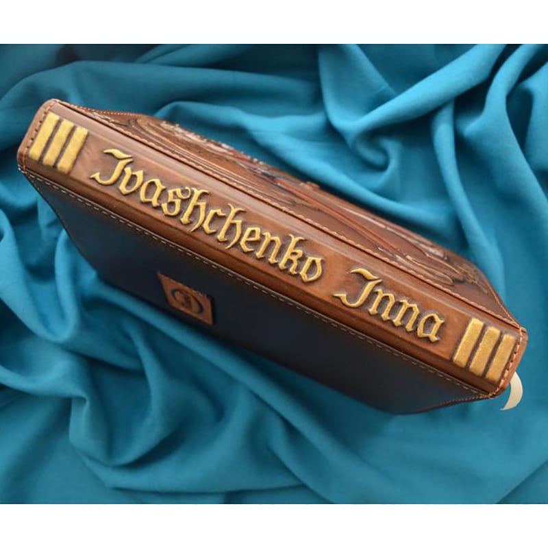 Блокнот в шкіряній обкладинці Libra Zodiac brown leather