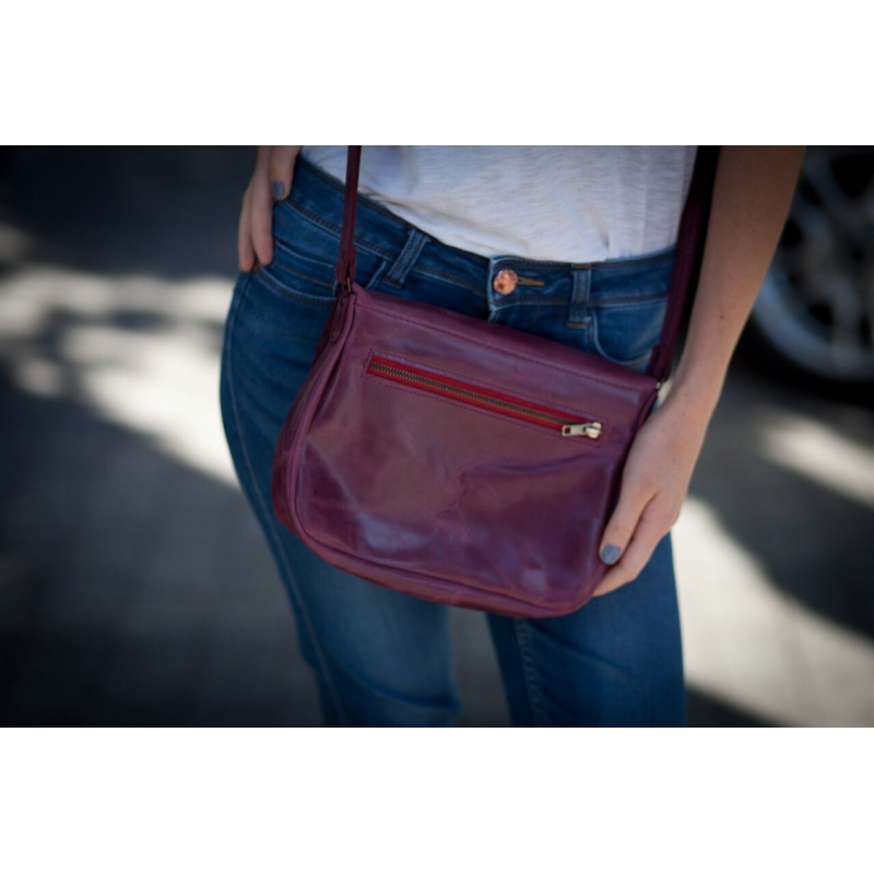 Дизайнерська шкіряна сумка в подарунок Vinous Leather