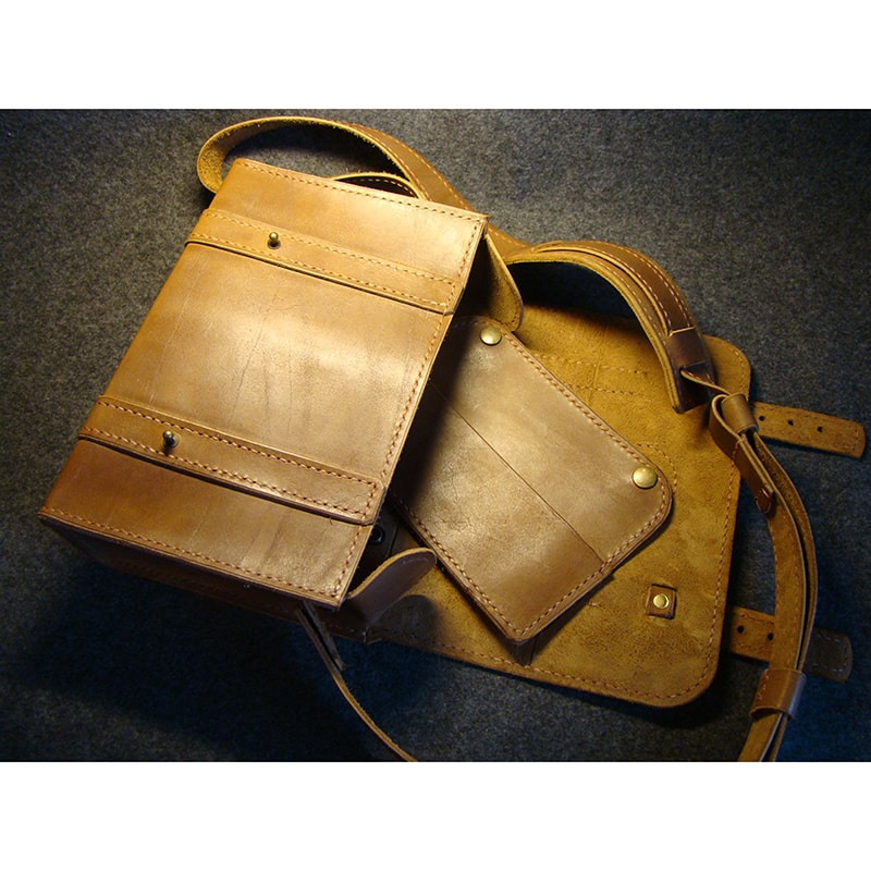 Сумка кожаная Мessenger bag Сумка кожаная Мessenger bag