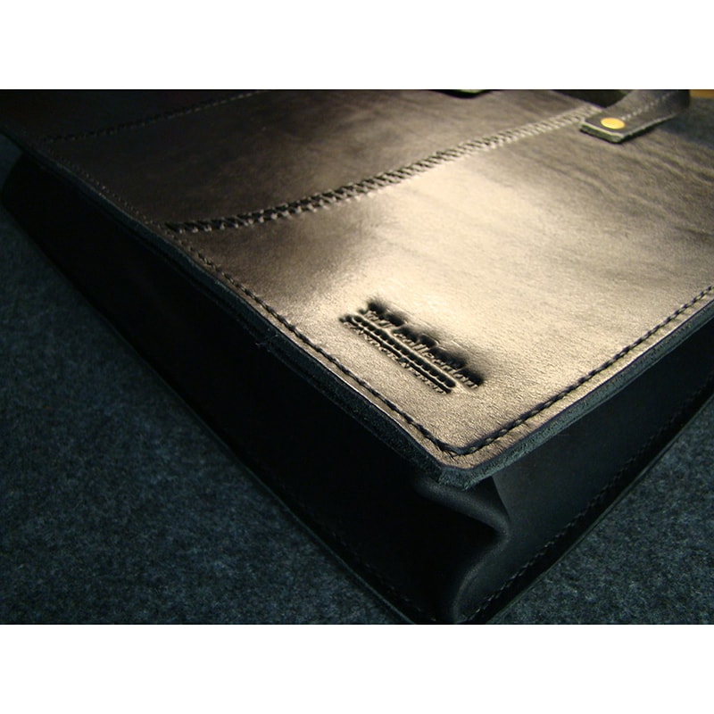 Кожаная сумка Satchel Кожаная сумка Satchel
