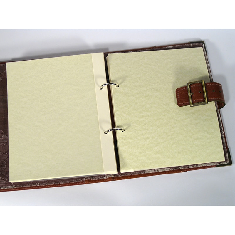 Кожаный дизайнерский фотоальбом Family Red leather Кожаный дизайнерский фотоальбом Family Red leather