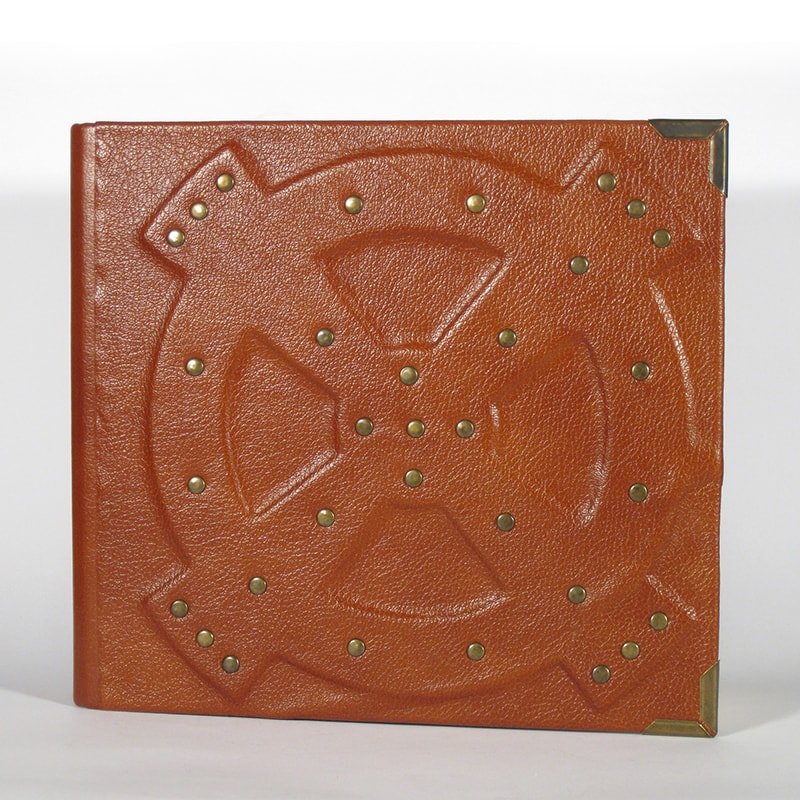 Авторский фотоальбом в подарок Family Steering Wheel Red leather