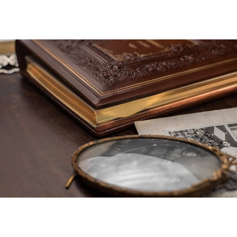Родова книга сімейний літопис Brown leather Родова книга сімейний літопис Brown leather