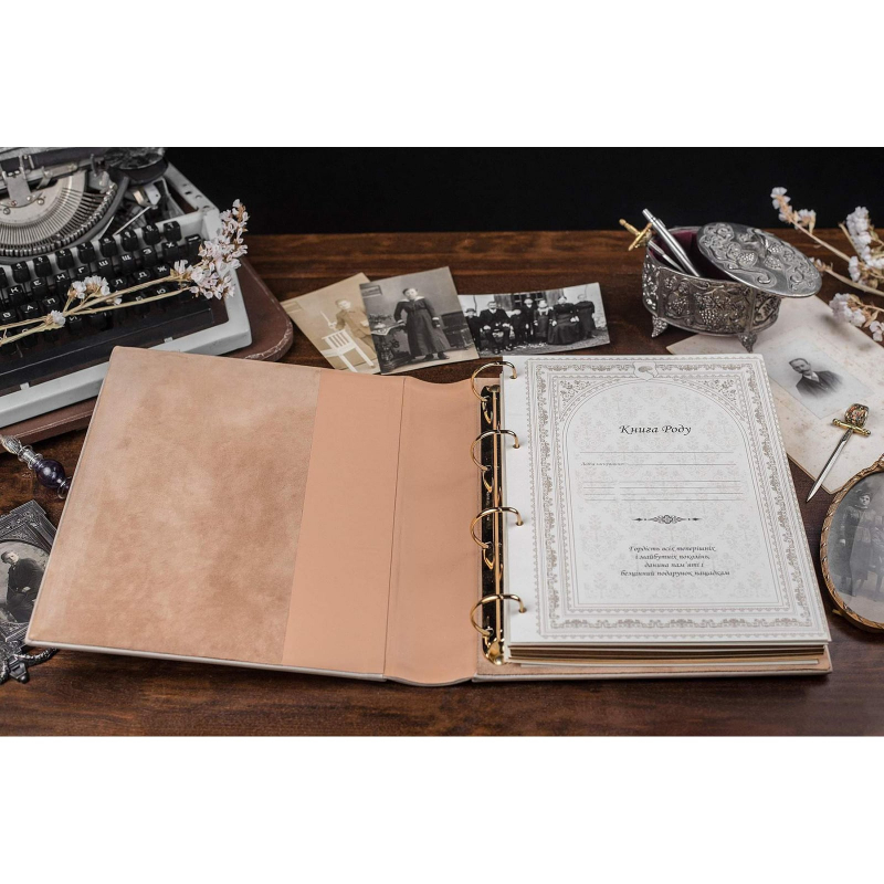 Родословная книга Манускрипт white leather Родословная книга Манускрипт white leather